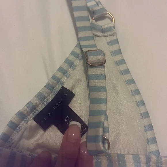 LA Hearts ‘Fixed’ Stripe Triangle Bikini Top - Picture 7 of 9